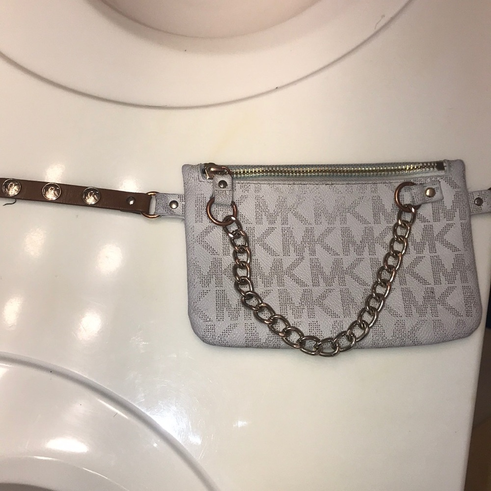 White MK fanny pack - Picture 4 of 6